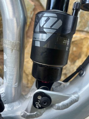 Used Radon SWOOP AL 9.0 2024 Frameset 2024 Mountainbike, Light Gray, 29 — image 5 of 8