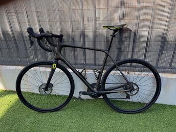 Gebrauchtes Scott Addict 10 disc 2019 2019 Road & Gravel, Schwarz — Bild 2 von 8