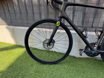 Gebrauchtes Scott Addict 10 disc 2019 2019 Road & Gravel, Schwarz — Bild 4 von 8
