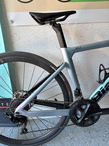 Tweedehands Bianchi Aria - 105 2022 2022 Road & Gravel — afbeelding 3 van 13
