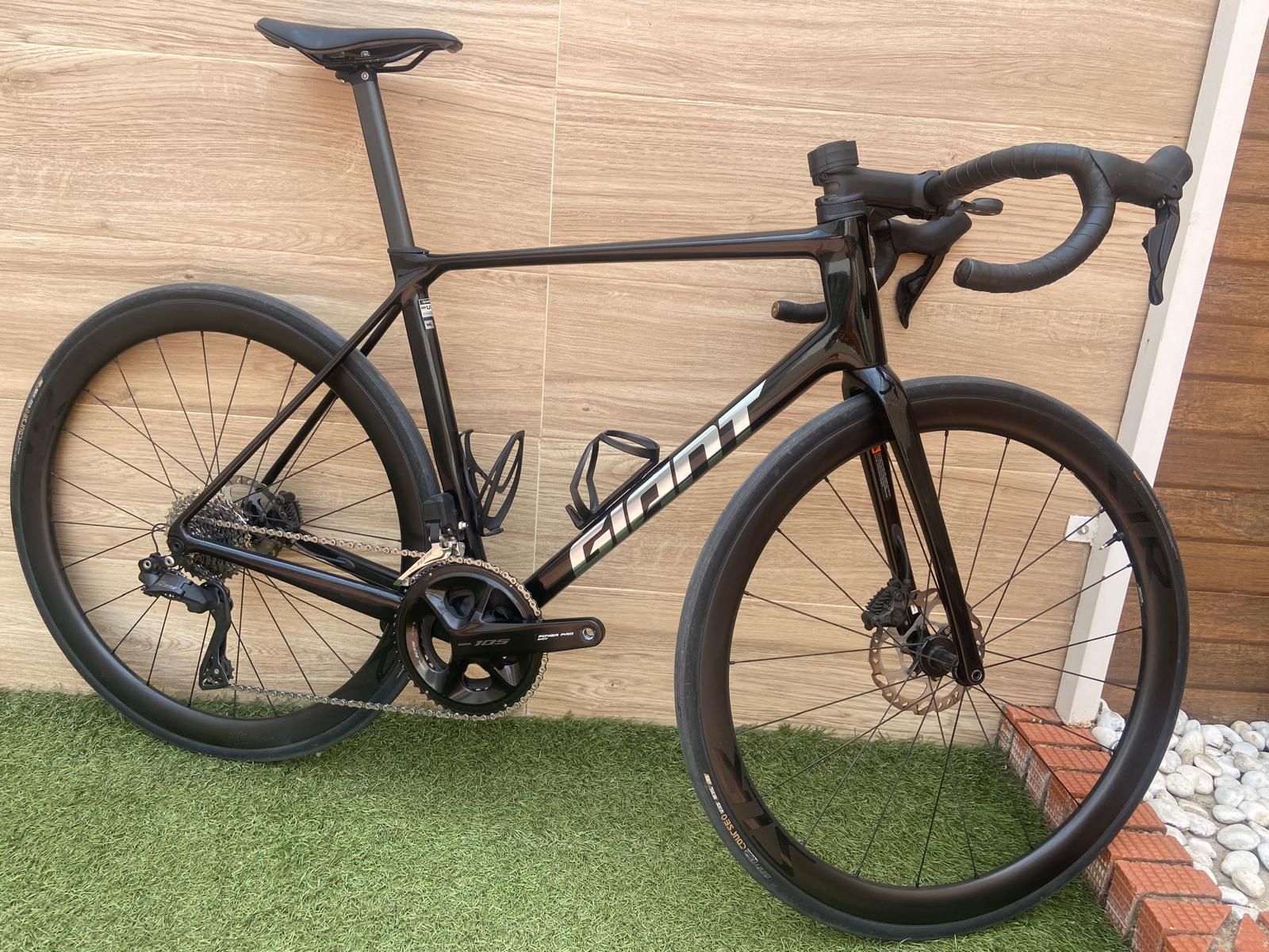 TCR ADVANCED PRO 1 DISC 105 Di2 445（S） Giant Pro Advanced all