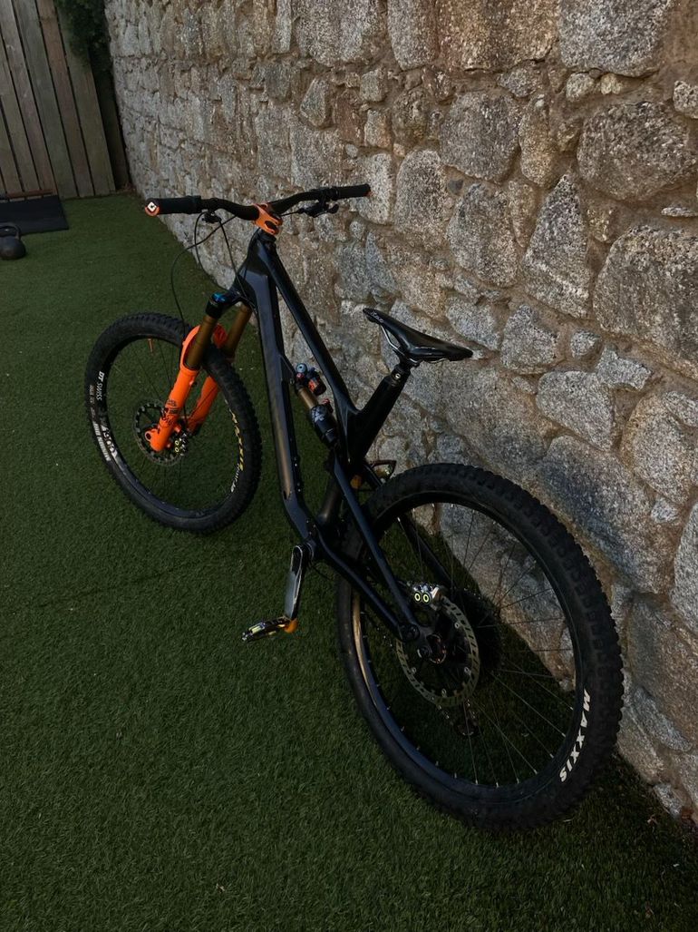 Brugt Canyon Spectral CF 7.0 2020 2020 Mountainbike — billede 3 af 6
