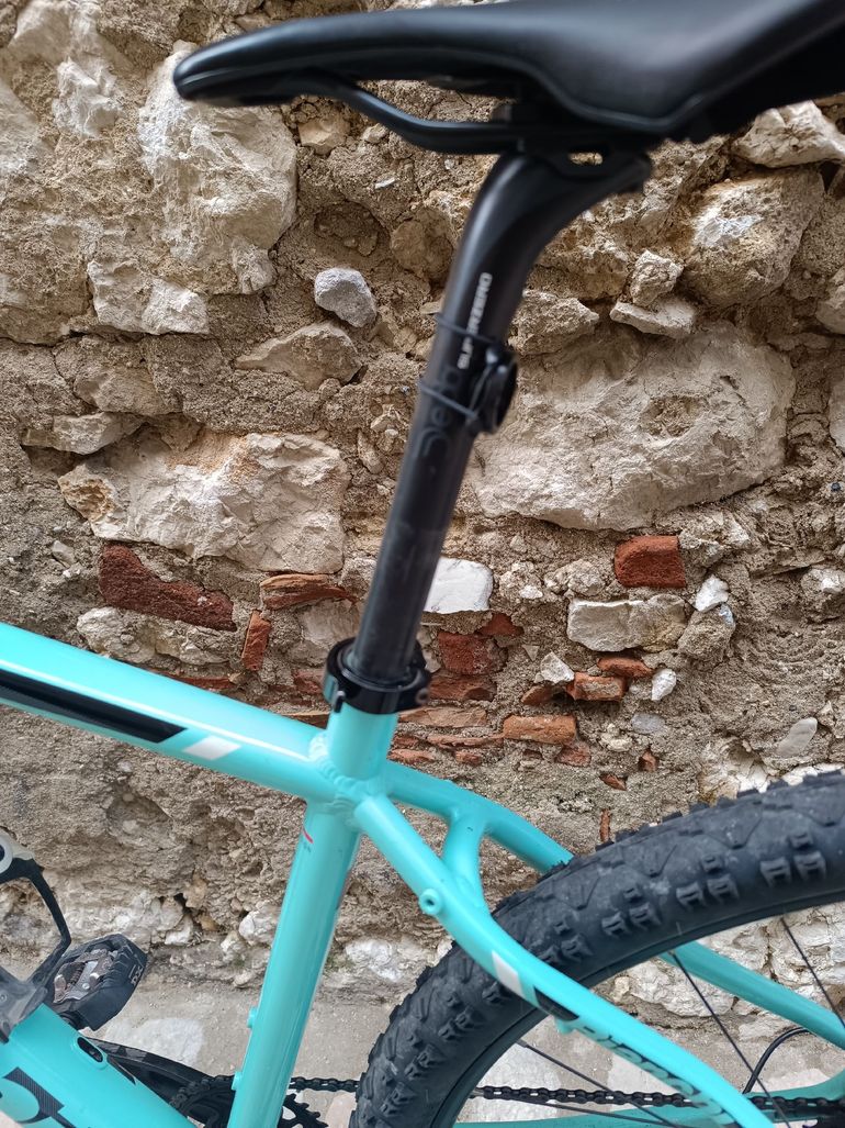 Used Bianchi Custom SRAM NX 2023 Mountainbike, Blue — image 9 of 11