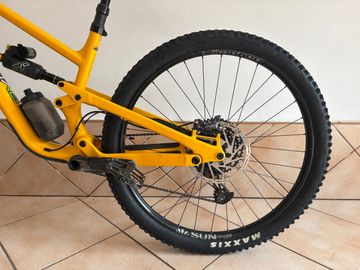 YT Industries Jeffsy CORE 1 29 2024 2024 Mountainbike usato, Arancione — immagine 7 di 8