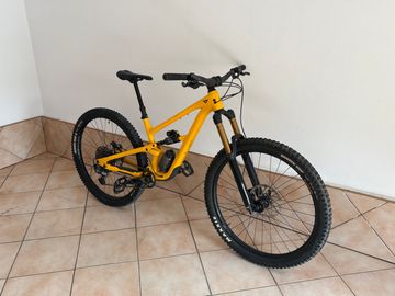 YT Industries Jeffsy CORE 1 29 2024 2024 MTB usato