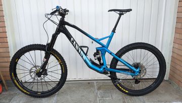 Used Canyon Strive CF 9.0 Team 2018 2018 Mountainbike, Blue — image 8 of 11