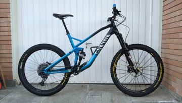 Used Canyon Strive CF 9.0 Team 2018 2018 Mountainbike, Blue — image 1 of 11