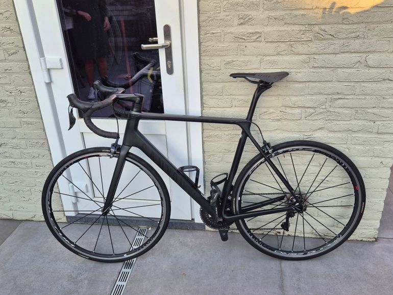 Brugt Canyon Ultimate CF SLX 8.0 Di2 2019 2019 Road & Gravel — billede 4 af 5