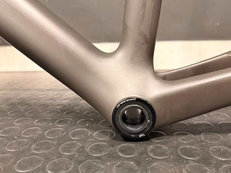 Scott Addict RC Pro 2025 Frameset 2025 Road & Gravel d'occasion — image 9 sur 12