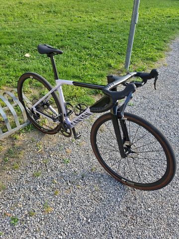 Brugt Canyon Grail CF SL 8 2025 2025 Road & Gravel — billede 9 af 12