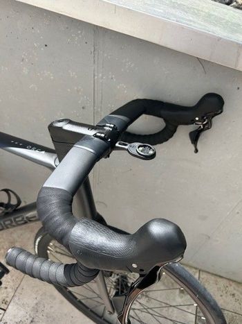 Orbea Orca Shimano 105 2025 Road & Gravel usato, Nero — immagine 4 di 5