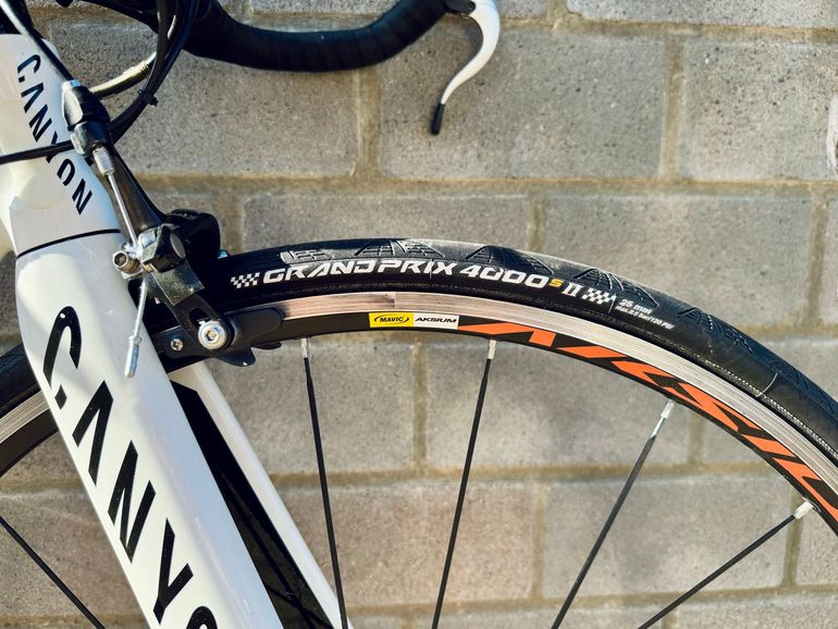 Used Canyon Speedmax Shimano 105 2011 Road & Gravel, White — image 10 of 19