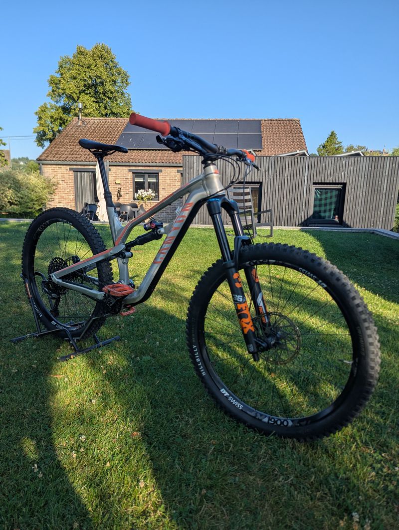 Używany Canyon Spectral 5 2021 2021 Mountainbike — zdjęcie 3 z 4