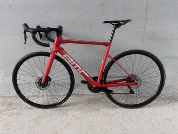 Tweedehands BMC Teammachine SLR FIVE 2023 2023 Road & Gravel — afbeelding 2 van 11