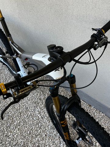 Tweedehands Orbea OIZ M-PRO 2023 2023 Mountainbike — afbeelding 6 van 11
