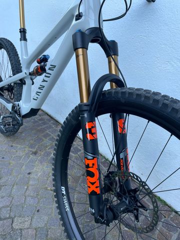 Brugt Canyon CF7 - With Fox Factory Kit 2023 Mountainbike — billede 6 af 8