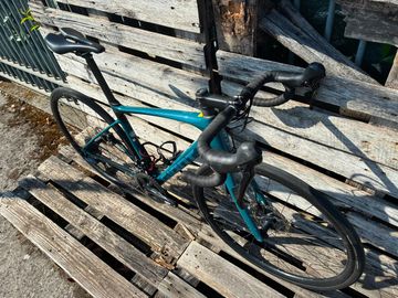 Gebrauchtes Giant Defy 2021 Road & Gravel, Blau — Bild 6 von 10