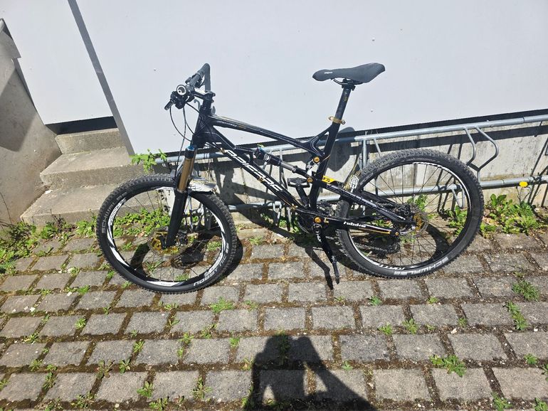 Lapierre Zesty Shimano Deore XT 2013 Mountainbike de segunda mano, Negro — imagen 2 de 9