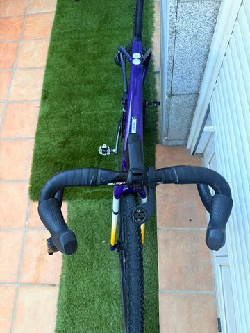 BMC Kaius 01 THREE 2024 2024 Road & Gravel de segunda mano, Morado — imagen 8 de 10