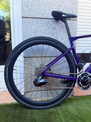 BMC Kaius 01 THREE 2024 2024 Road & Gravel de segunda mano, Morado — imagen 3 de 10