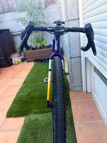 BMC Kaius 01 THREE 2024 2024 Road & Gravel de segunda mano, Morado — imagen 6 de 10
