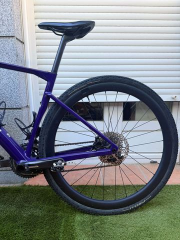 BMC Kaius 01 THREE 2024 2024 Road & Gravel de segunda mano, Morado — imagen 10 de 10