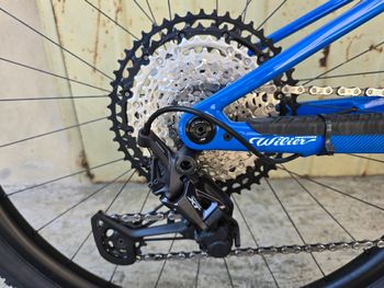 Used Willier Custom Shimano Deore XT 2022 Mountainbike, Red — image 3 of 12
