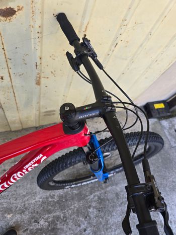 Used Willier Custom Shimano Deore XT 2022 Mountainbike, Red — image 6 of 12