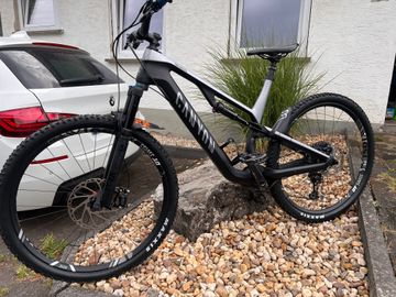 Canyon Neuron CF 9.0 2020 2020 MTB usato