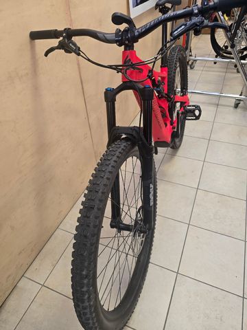 Used Specialized Turbo Levo Other SRAM 2023 Mountainbike, Red — image 3 of 25