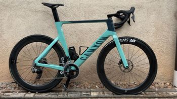 Used Canyon Aeroad CF SLX 7 Disc eTap 2023 2023 Road & Gravel