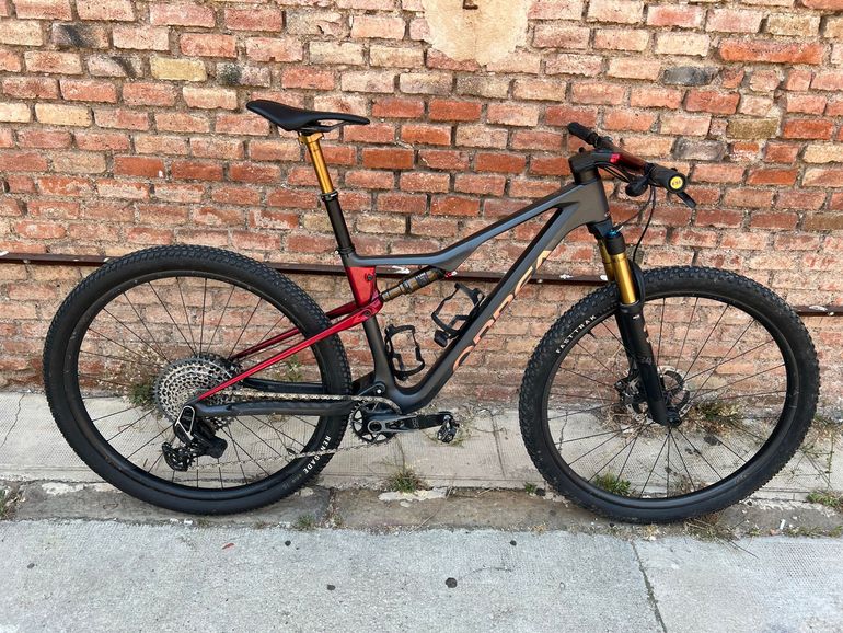 ORBEA OIZ M-TEAM AXS 2025