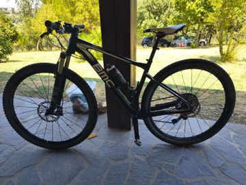 Käytetty BMC TEAMELITE 01 THREE 2019 2019 MTB