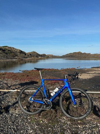 Giant Propel Advanced 2 2023 2023 Road & Gravel usato, Blu — immagine 2 di 3