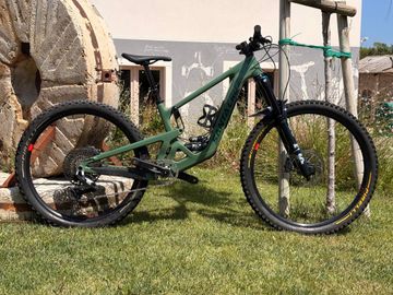 Santa Cruz Bronson 90 2026 2026 MTB usato