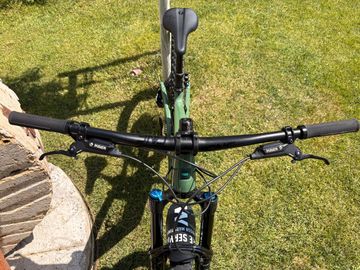 Used Santa Cruz Bronson 90 2026 2026 Mountainbike, Green, 29, 27.5 — image 10 of 10
