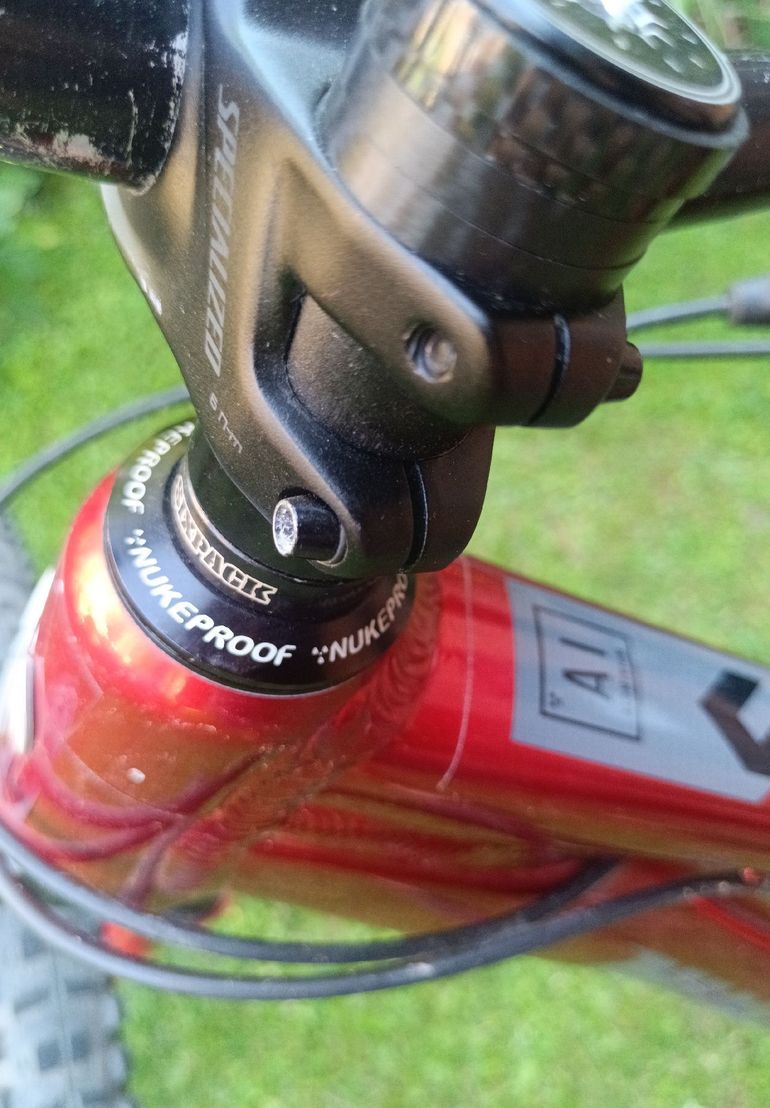 Used Nukeproof Custom SRAM GX Eagle 2021 Mountainbike, Red — image 7 of 16
