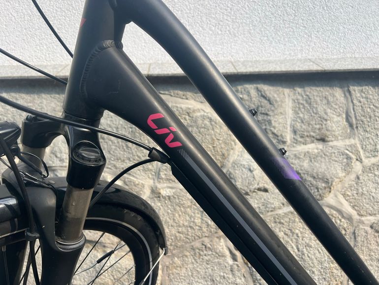 Used Liv Custom Shimano Deore Urban, Black — image 3 of 27