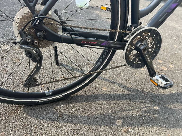 Used Liv Custom Shimano Deore Urban, Black — image 9 of 27