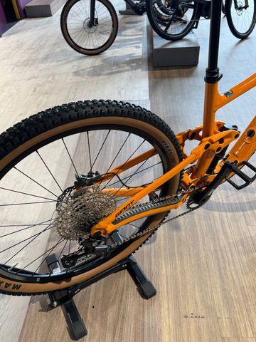 Tweedehands Giant Trance X 2 2024 2024 Mountainbike — afbeelding 2 van 4