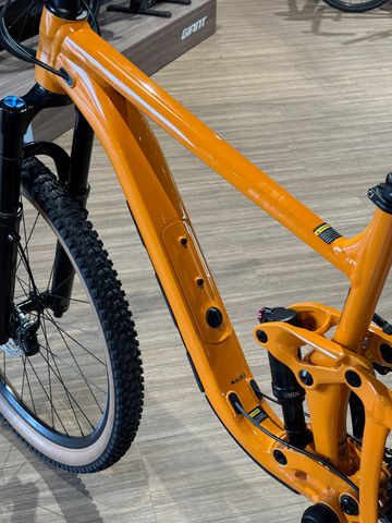 Tweedehands Giant Trance X 2 2024 2024 Mountainbike — afbeelding 3 van 4