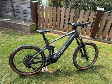 CUBE STEREO HYBRID 160 HPC, RACE 750 27.5 2023 2023 MTB de segunda mano