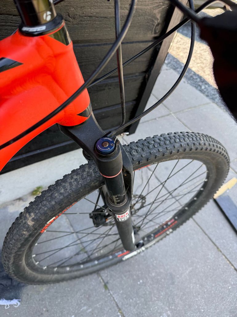 Käytetty Trek Superfly 7 2017 2017 Mountainbike — kuva 4 / 20