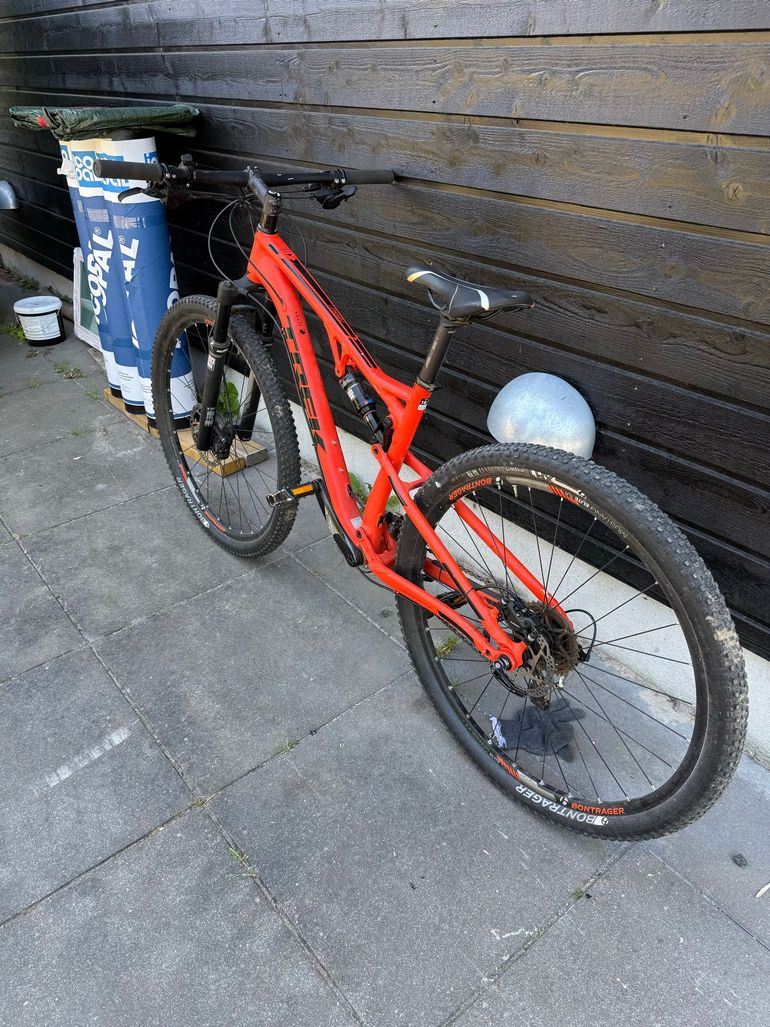 Käytetty Trek Superfly 7 2017 2017 Mountainbike — kuva 17 / 20
