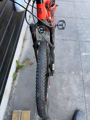 Käytetty Trek Superfly 7 2017 2017 Mountainbike — kuva 7 / 20