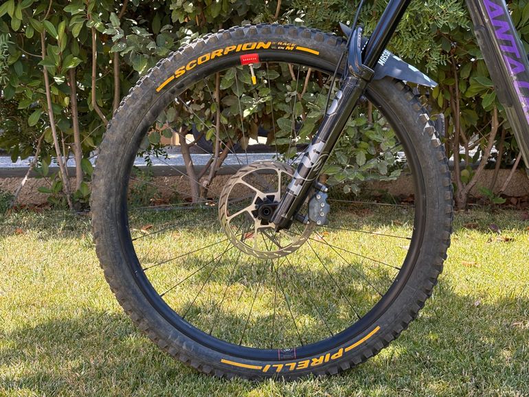 Brugt Santa Cruz Bronson GX AXS 2026 2026 Mountainbike — billede 2 af 9