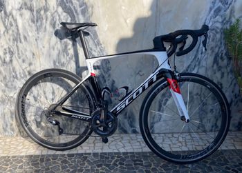 Scott Foil 10 2018 2018 Road & Gravel usato