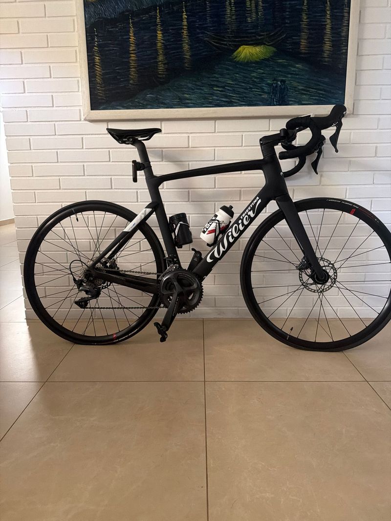 Używany Wilier Cento10 Hybrid 2022 2022 Road & Gravel