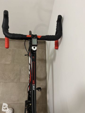 Used CUBE attain gtc 2016 2016 Road & Gravel, Black — image 5 of 10