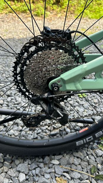Używany Kross MOON 1.0 2020 2020 Mountainbike — zdjęcie 2 z 6